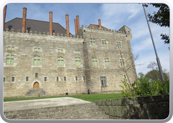 105 Bezoek aan kasteel van Guimeares (2)