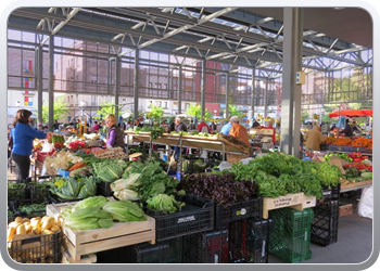 193 Groentenmarkt in Figueres (1)