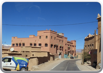125 Op weg van Ouarzazate naar El Kelaa M gouna (33)