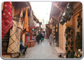 154 Slenteren door de straatjes van de medina (5)