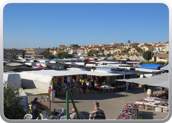 028 Markt op zondag in Guardamar (1)