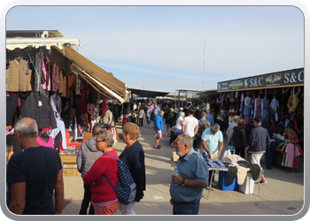 028 Markt op zondag in Guardamar (5)
