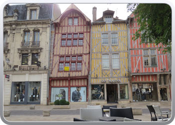 001 Troyes (25)