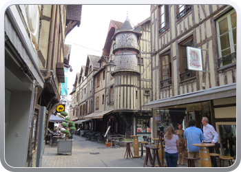001 Troyes (45)